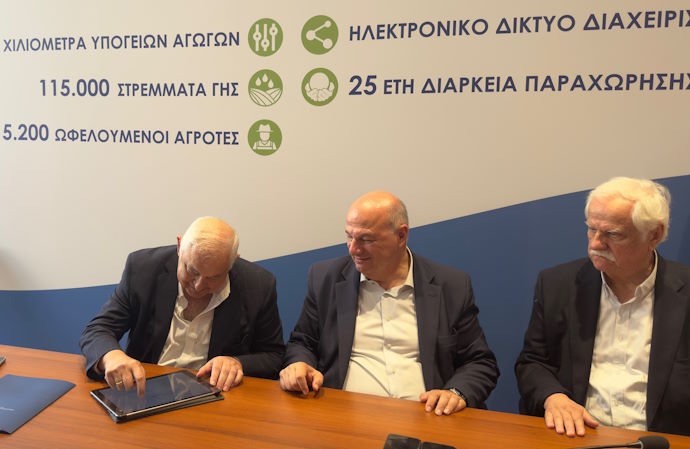 Υπογράφτηκε η σύμβαση για την άρδευση του Ταυρωπού