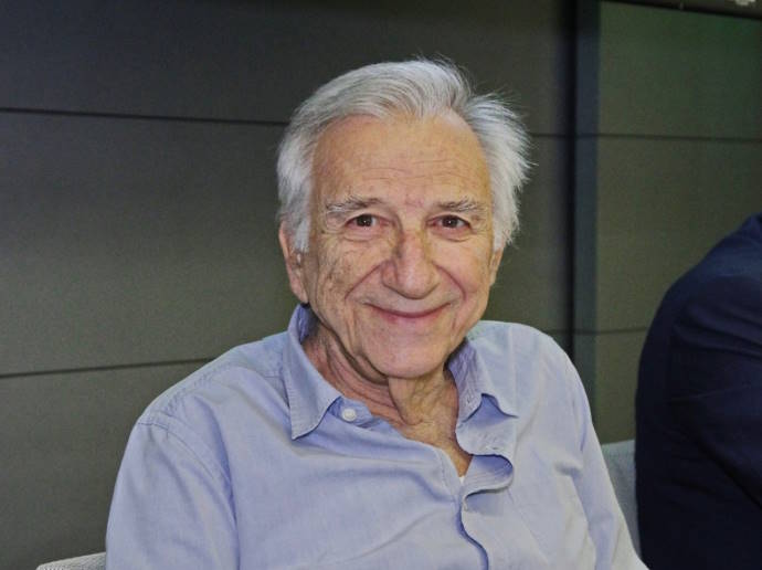 Συλλυπητήριο μήνυμα του Ομίλου AVAX για τον θάνατο του Κων. Κουβαρά